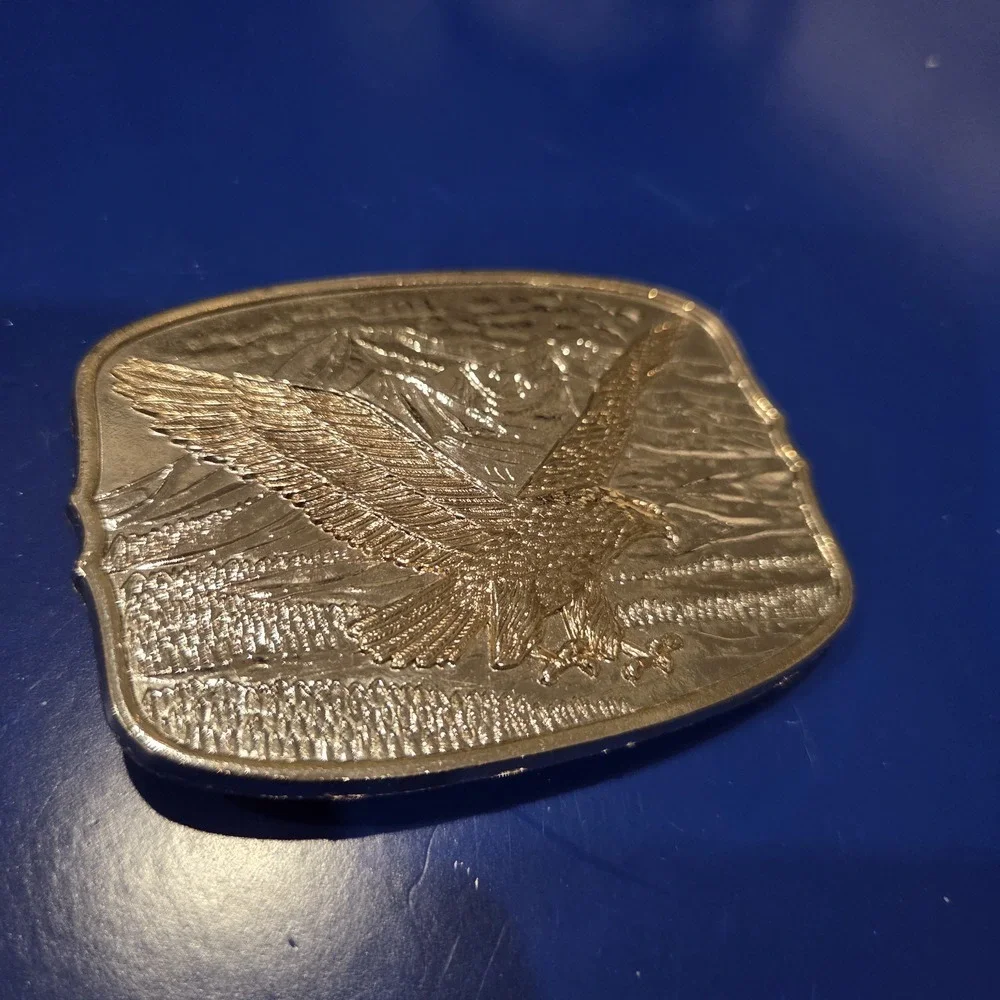 Soaring Eagle Mountain Scene Belt Buckle Brass Gold Tone Rectangular